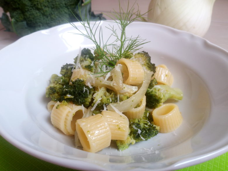 Pasta con broccoli e finocchio