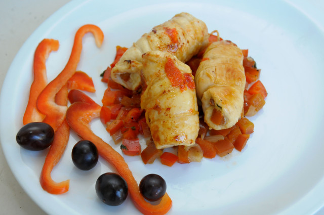 Involtini di pollo ripieni ai peperoni