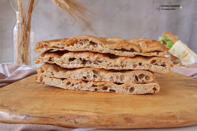 Schiacciata integrale toscana